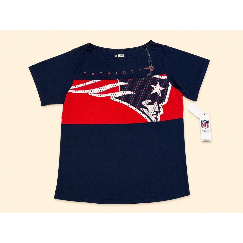 NFL Team Apparel New England Patriots Womens Large Navy Blue Red T-Shirt NWT